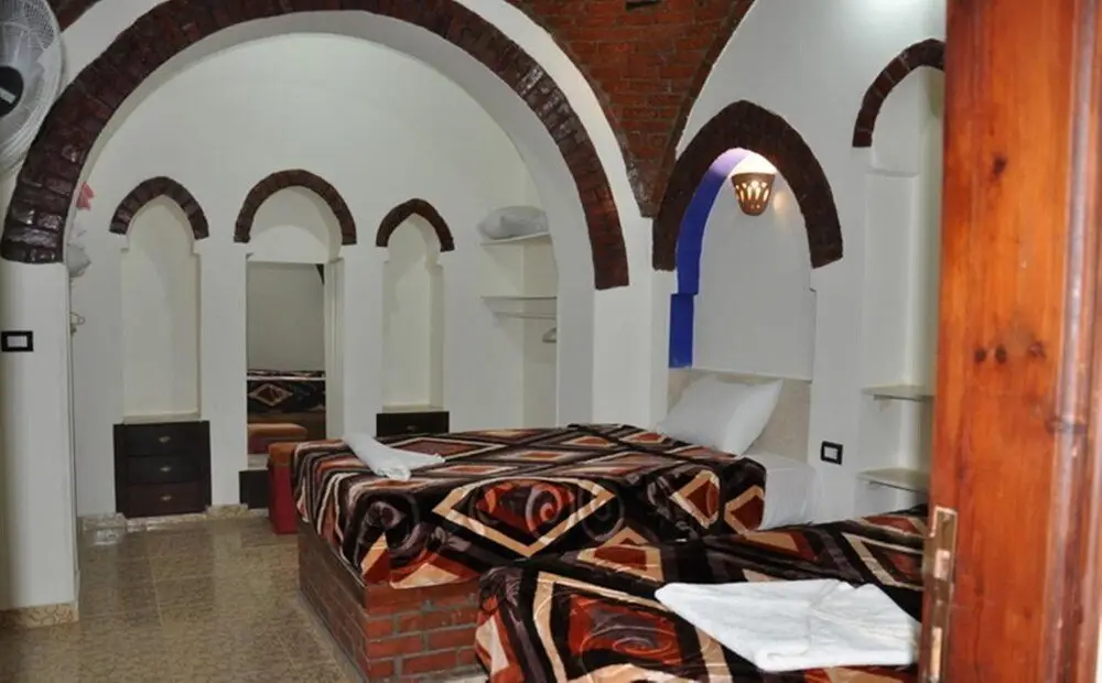 Луксор: The Healing House