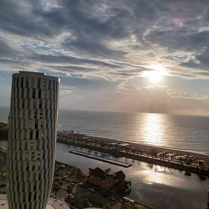 Батуми: Апартаменты С Видом на Танцующие Фонтаны