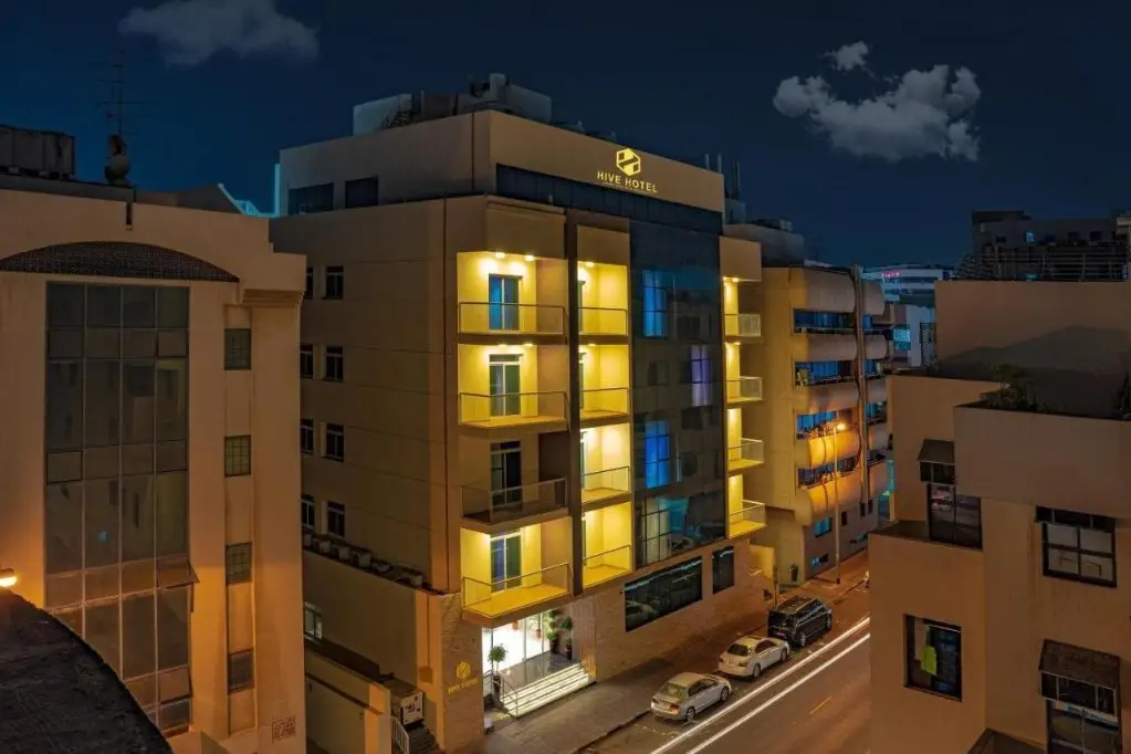 Дубай: Raha Grand Hotel