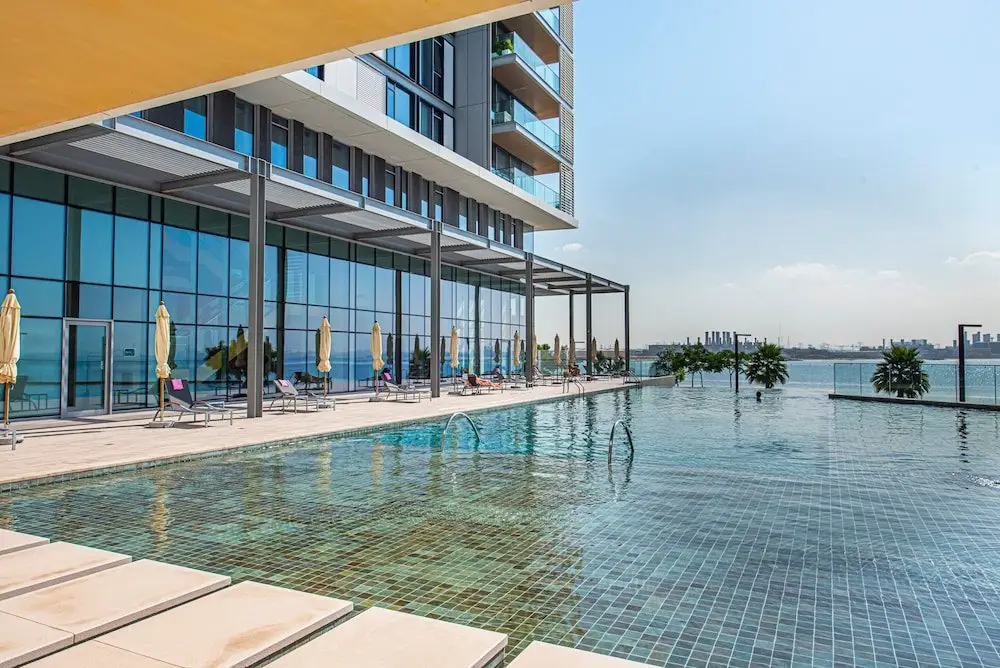 Nasma Luxury Stays - Blue Waters Island — фото 1