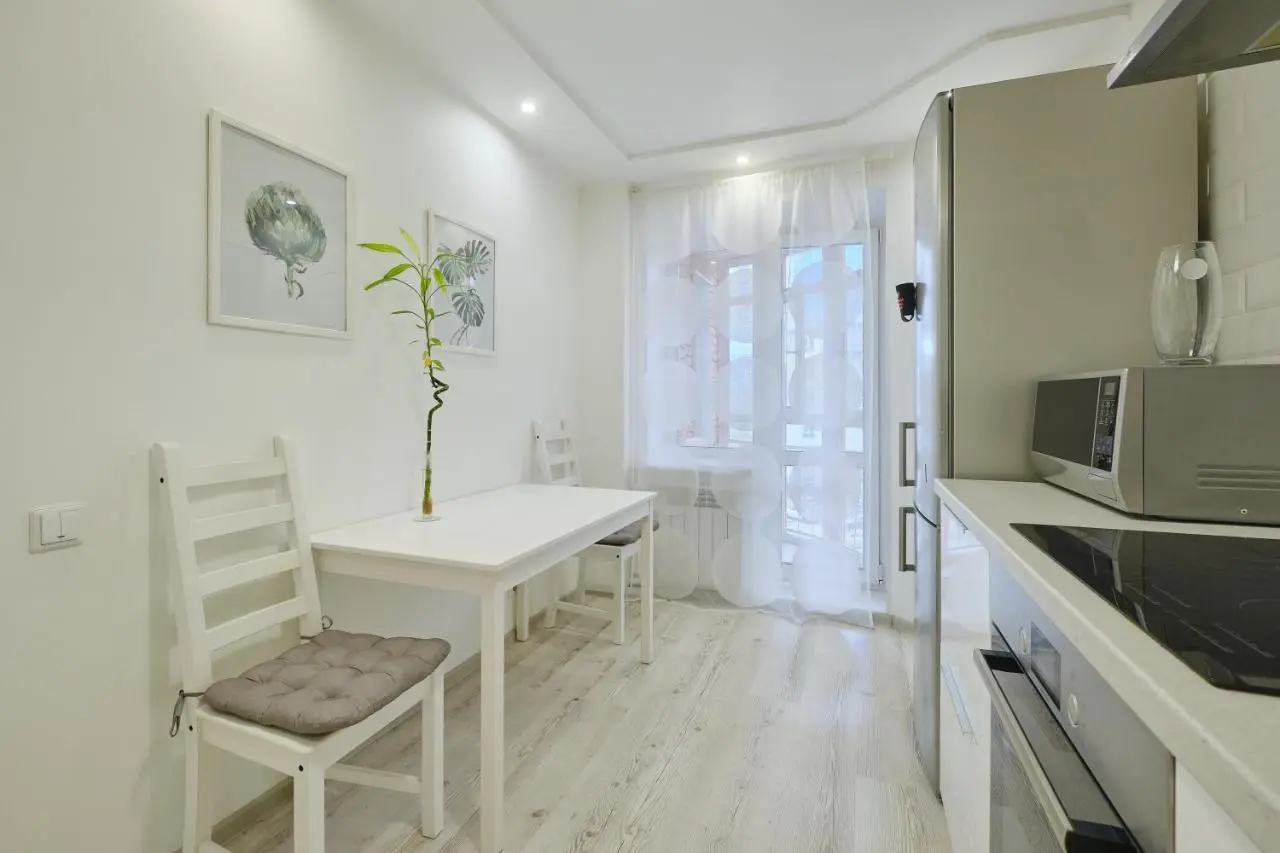 Томск: Apartment Petrovskie on Frunze 46
