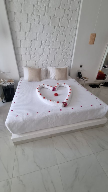 Айн-Сохна: Tanoak Hotel
