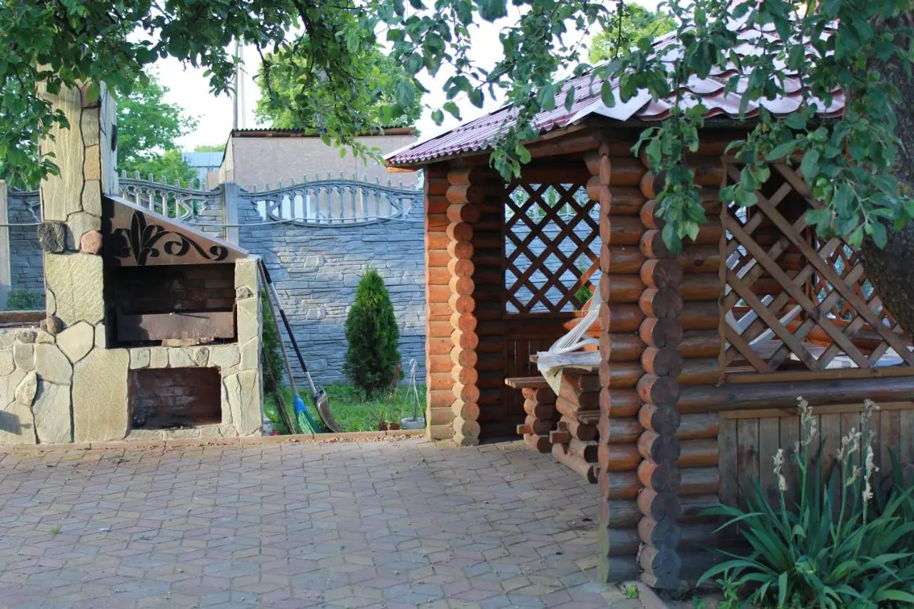 Янтарный: Guest house u Okhotnika