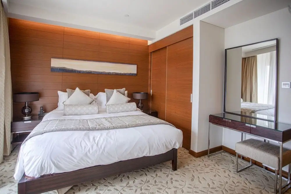 Дубай: Ultimate Luxury at Fashion Avenue Dubai Mall Residences