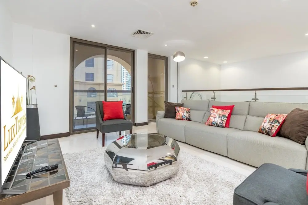 Дубай: Luxury Master Room with Fantastic View in Jbr Walk