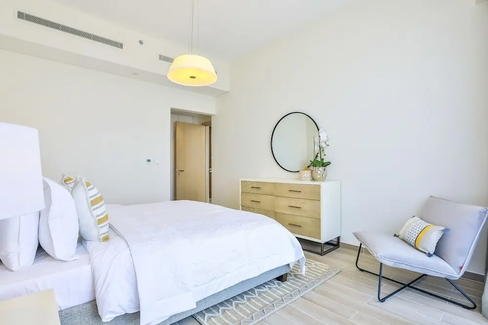 Дубай: Driven Holiday Homes - Mada Residences