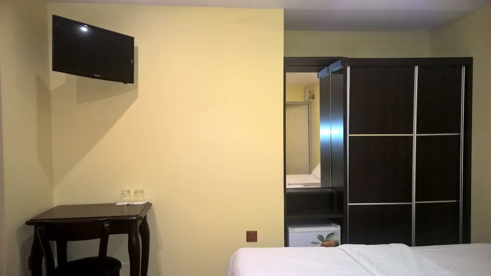 Атолл Алиф-Алиф: Crystalline Hotels @ Rasdhoo Island