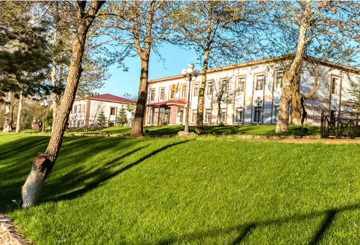 Чимган: LAYNER Hotel Complex