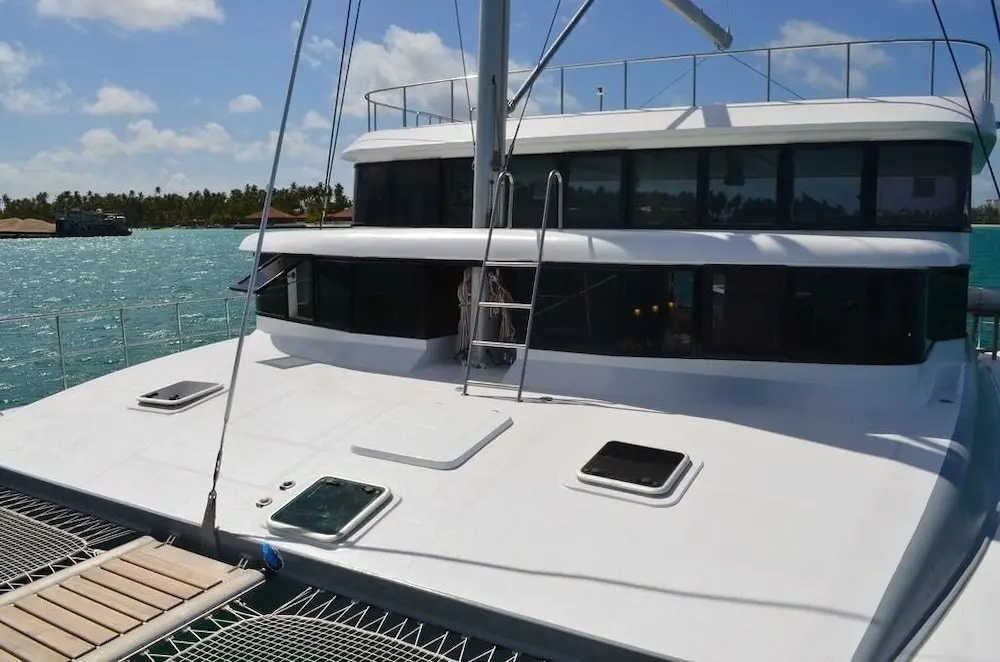 Северный атолл Мале: Ocean Breeze Voyager Yacht