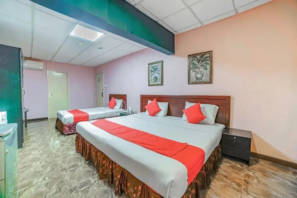Шарджа: OYO 394 Dana Al Buhaira Beach Hotel