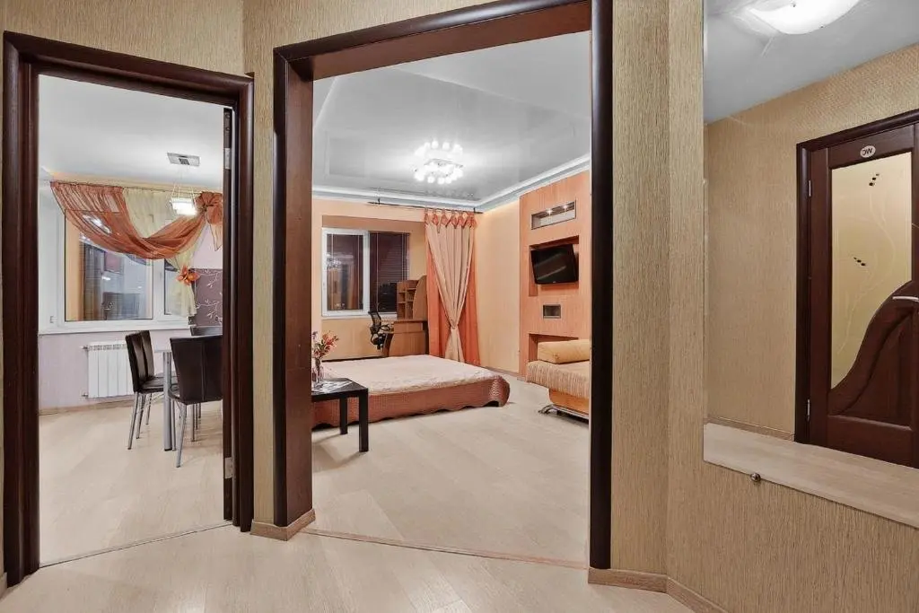 Томск: Kvart Otel Nadezhda