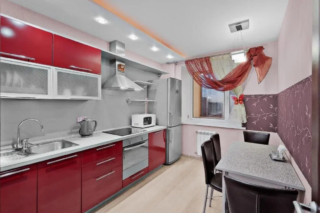 Томск: Kvart Otel Nadezhda