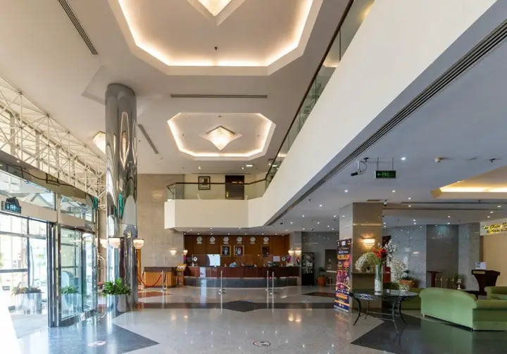 Дубай: Aravi Hotel