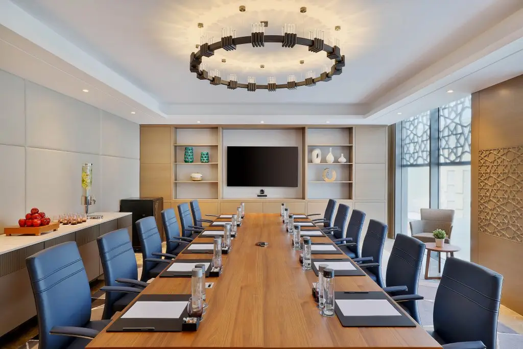 Дубай: Courtyard by Marriott Culture Village, Dubai