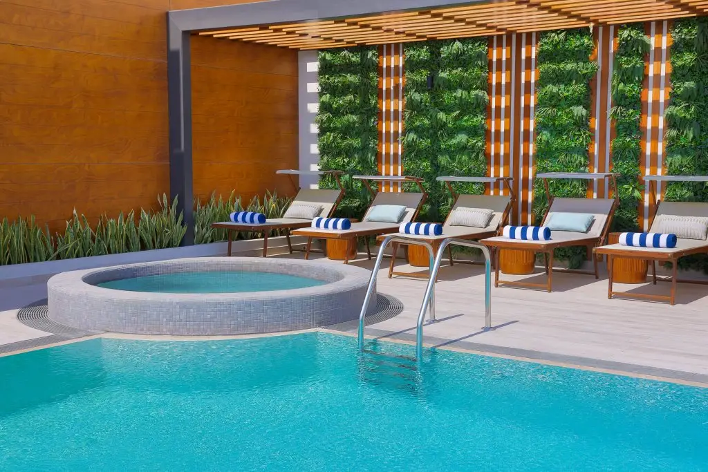 Дубай: Courtyard by Marriott Culture Village, Dubai