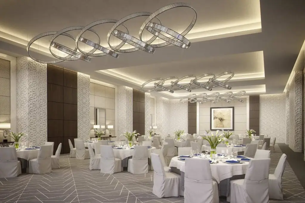 Дубай: Aloft Dubai Airport