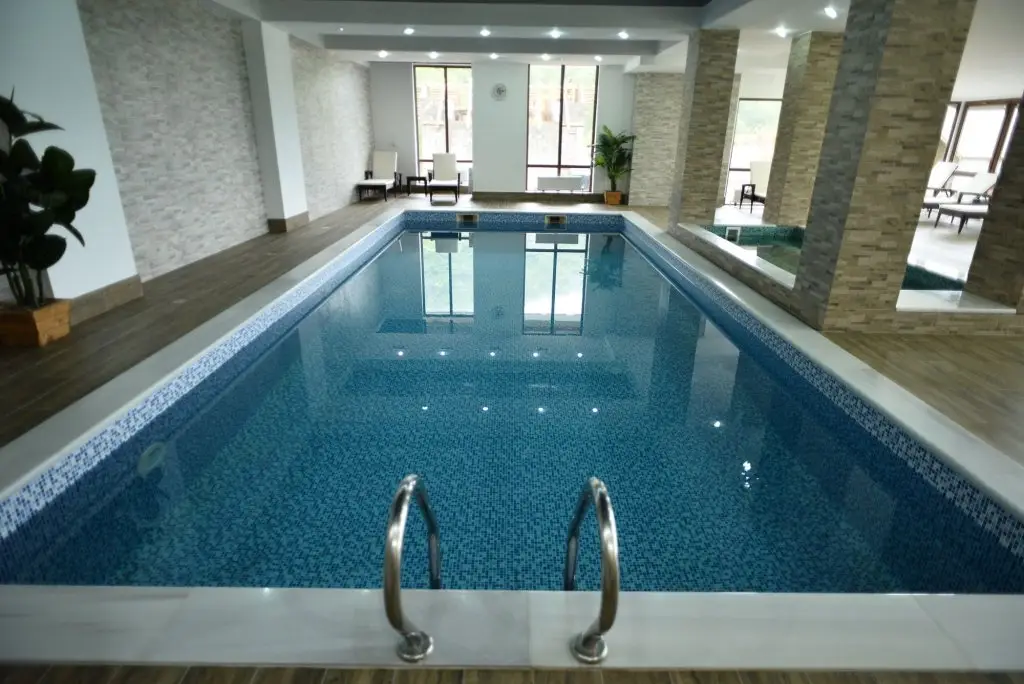 Бакуриани: Hotel Crystal