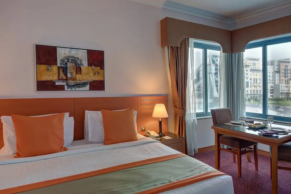 Дубай: Golden Tulip Deira