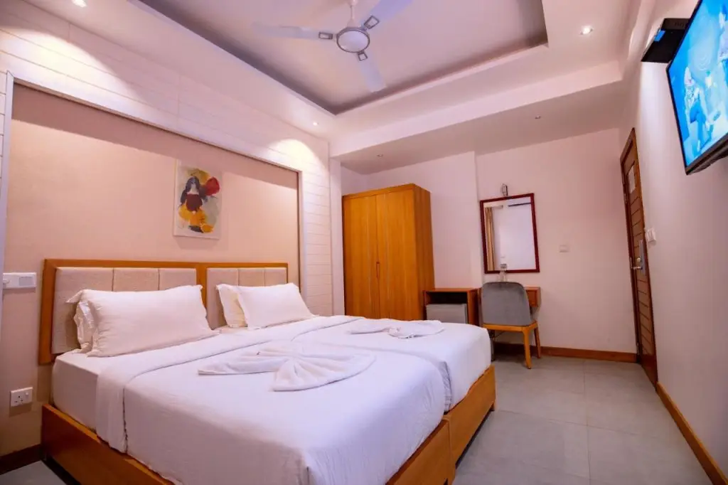 Северный атолл Мале: AraamView Maldives