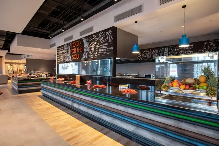 Дубай: Days Hotel By Wyndham Dubai Deira