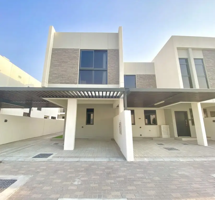Дубай: Cheerful and spectacular 3BR Villa with Parking