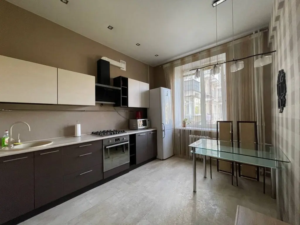 Минск: Апартаменты 2-комнатные HomeApart пр-т Независимости, 22