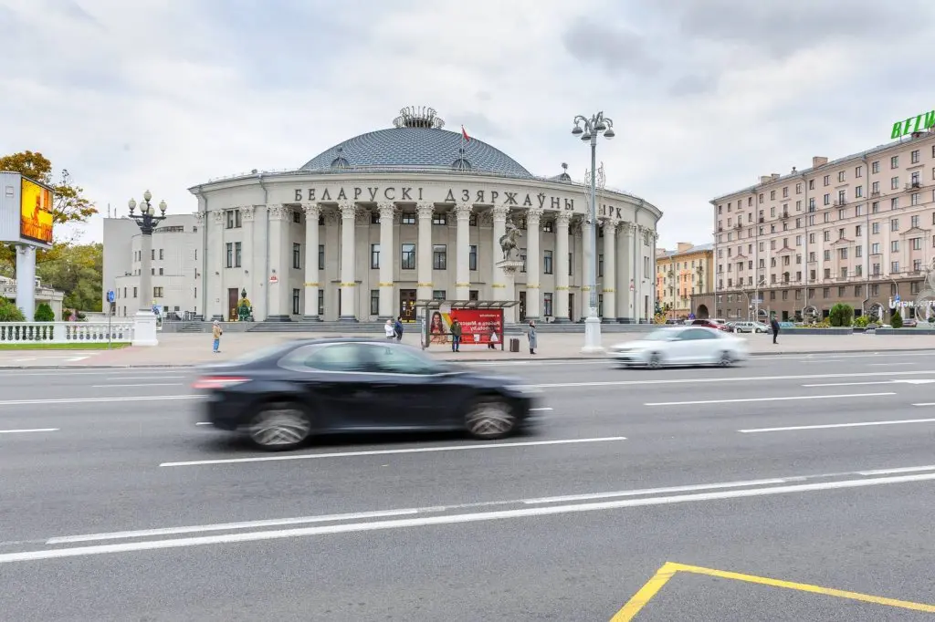 Минск: Апартаменты 1-комнатные HomeApart К.Маркса, 45