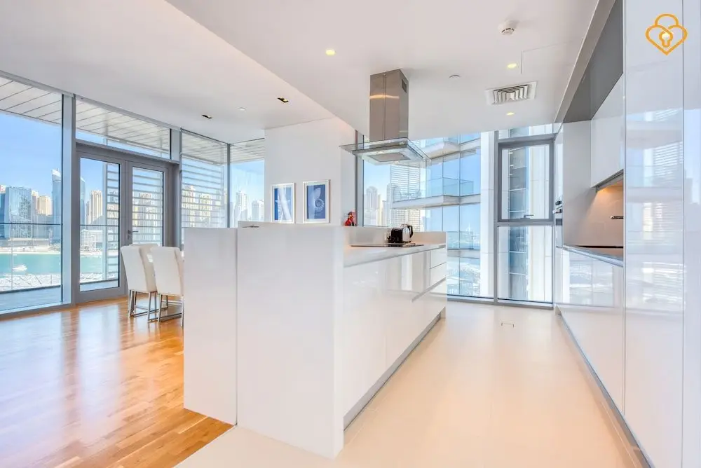 Дубай: Beautiful Large 3 B/R Apt in BlueWaters Island