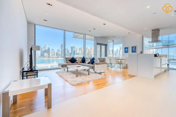 Дубай: Beautiful Large 3 B/R Apt in BlueWaters Island