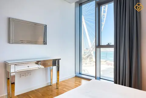 Beautiful Large 3 B/R Apt in BlueWaters Island — фото 1