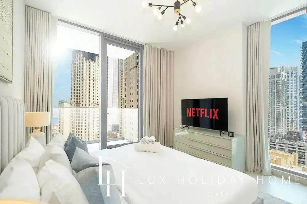 Дубай: LUX Contemporary Suite Marina View 3