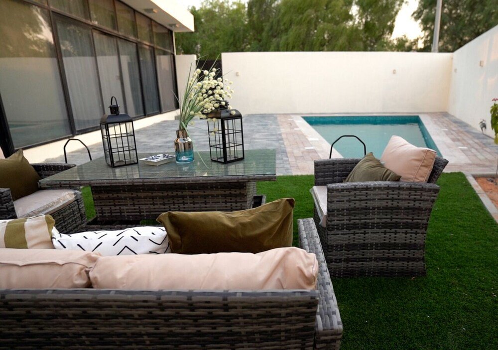 Абу-Даби: Newly Furnished 3 BR - Villa Blue in Abu Dhabi