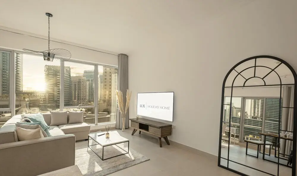 Дубай: LUX   Marina Promenade 2 BR Prime location Apt