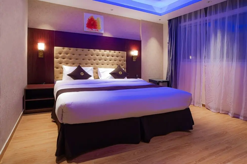 Дубай: Raha Hotel