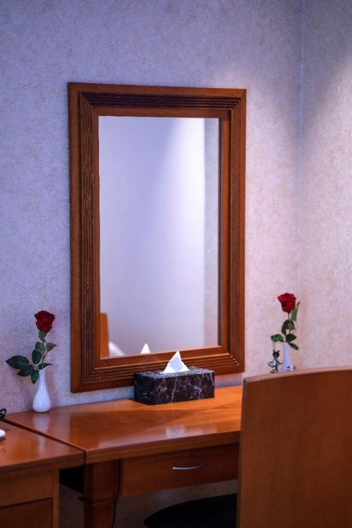 Дубай: Raha Hotel
