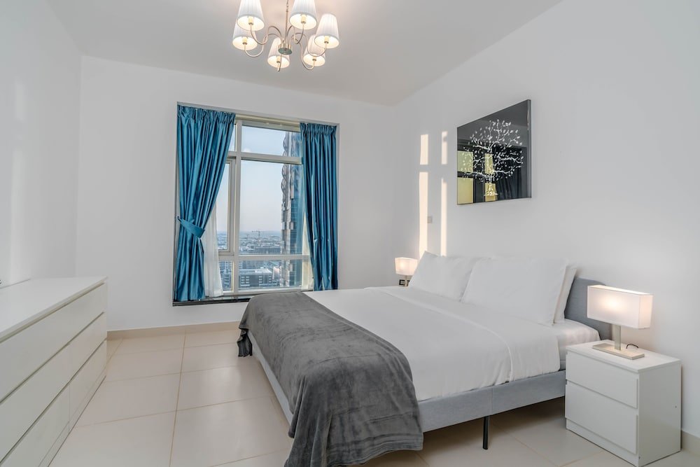 Дубай: Lux Bnb The Lofts - BLVD & Sea Views