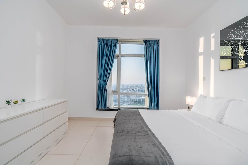 Дубай: Lux Bnb The Lofts - BLVD & Sea Views