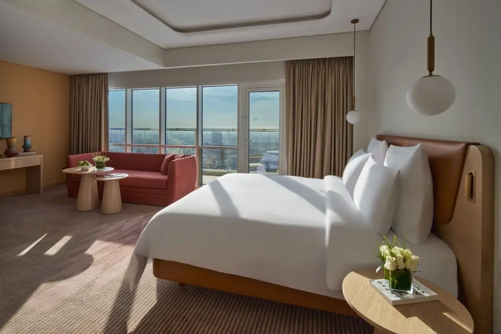 Дубай: Отель Novotel Jumeirah Village Triangle