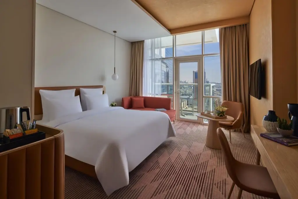 Дубай: Отель Novotel Jumeirah Village Triangle