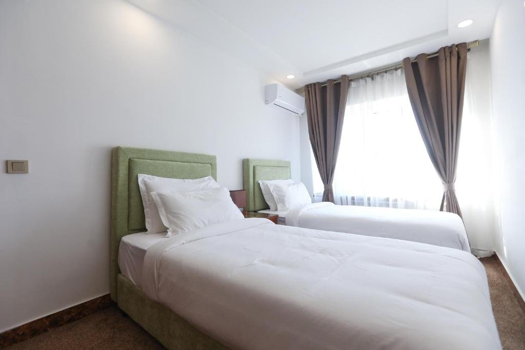 Ташкент: Sunrise Hotel 日升酒店