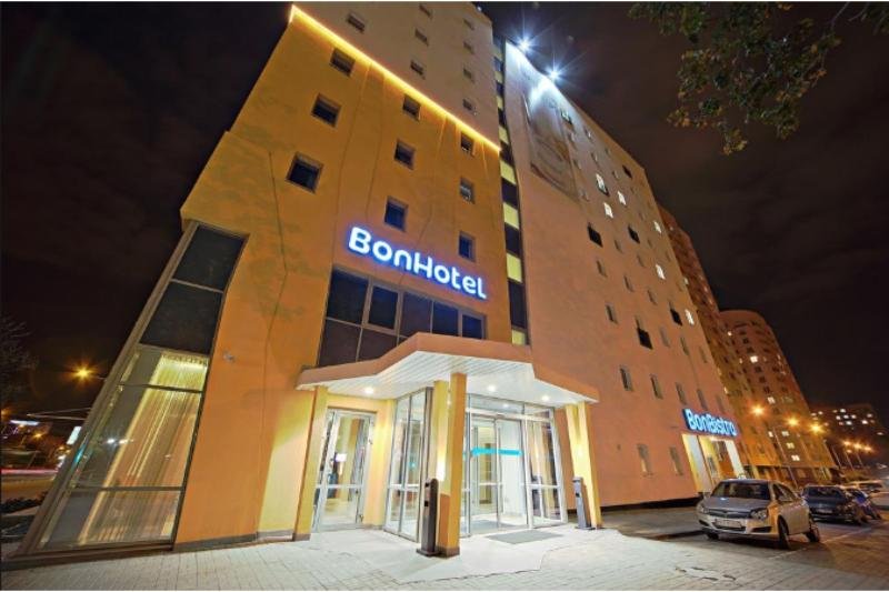 Минск: Bon Hotel