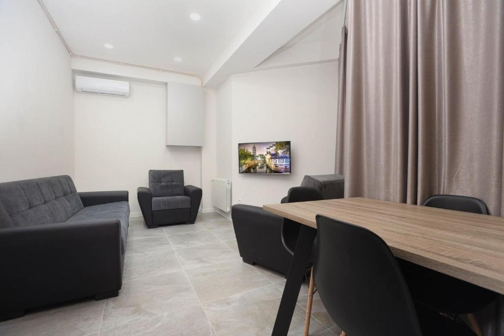 Ереван: Stay Inn Apartments at Saryan Street