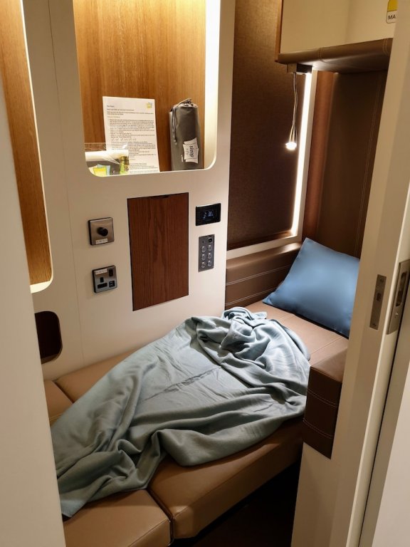 Дубай: Sleep 'n fly Sleep Lounge, C-Gates Terminal 3 - TRANSIT ONLY