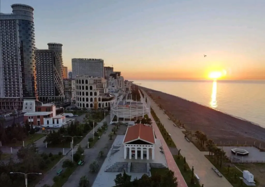 Батуми: Апарт-отель Batumi Vip Apartments