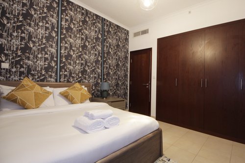 Дубай: Large  3Bedroom+Maid In Residence 8  - 401