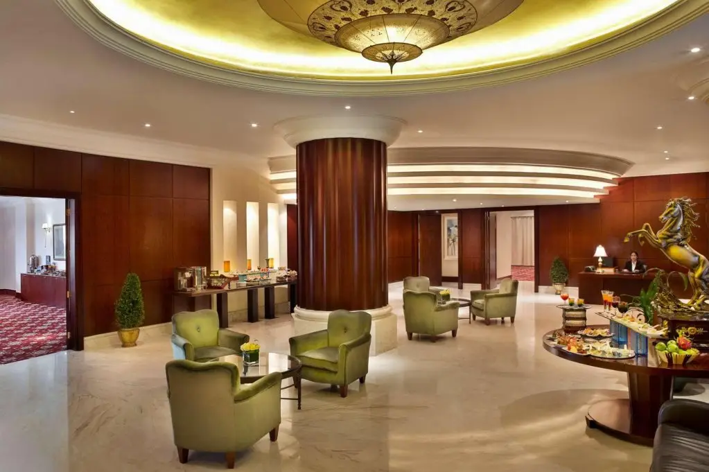 Дубай: City Seasons Suites