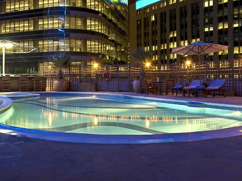 Дубай: City Seasons Suites