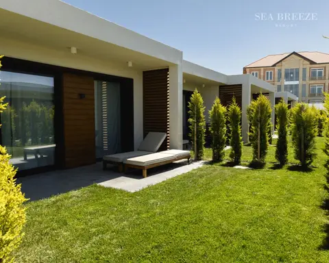 Апарт-отель Sea Breeze White Villas Apartments — фото 1