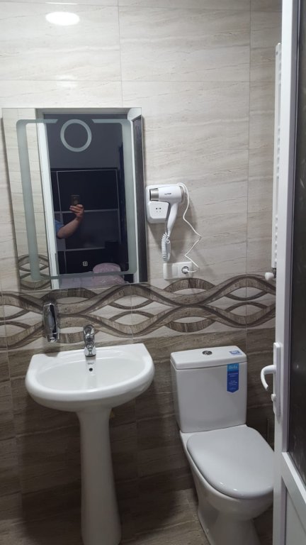 Кутаиси: Апартаменты Fer House