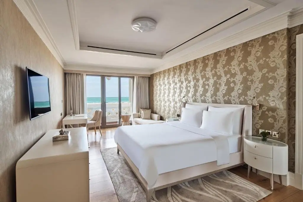 Абу-Даби: Club Privé by Rixos Saadiyat Island